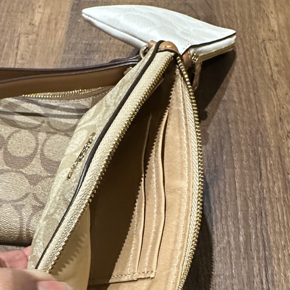 Coach Signature Canvas Wristlet Trio - Brown, Cream, White. NWOT (never used) - Picture 7 of 8